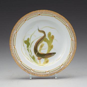 A set of six Royal Copenhagen 'Fauna Danica' dishes, Denmark, 20th Century.