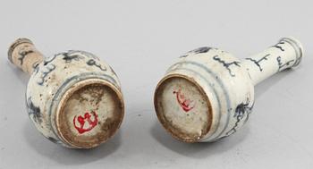 VASER, 2 st, porslin, Kina, 1800/1900-tal.