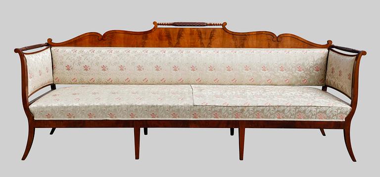 SALONGSMÖBEL, 7 delar, senempire, 1800-talets första hälft.