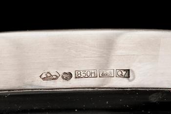 SKÅL, glas, kant av silver 1918, formgiven av Aimo Okkolin.