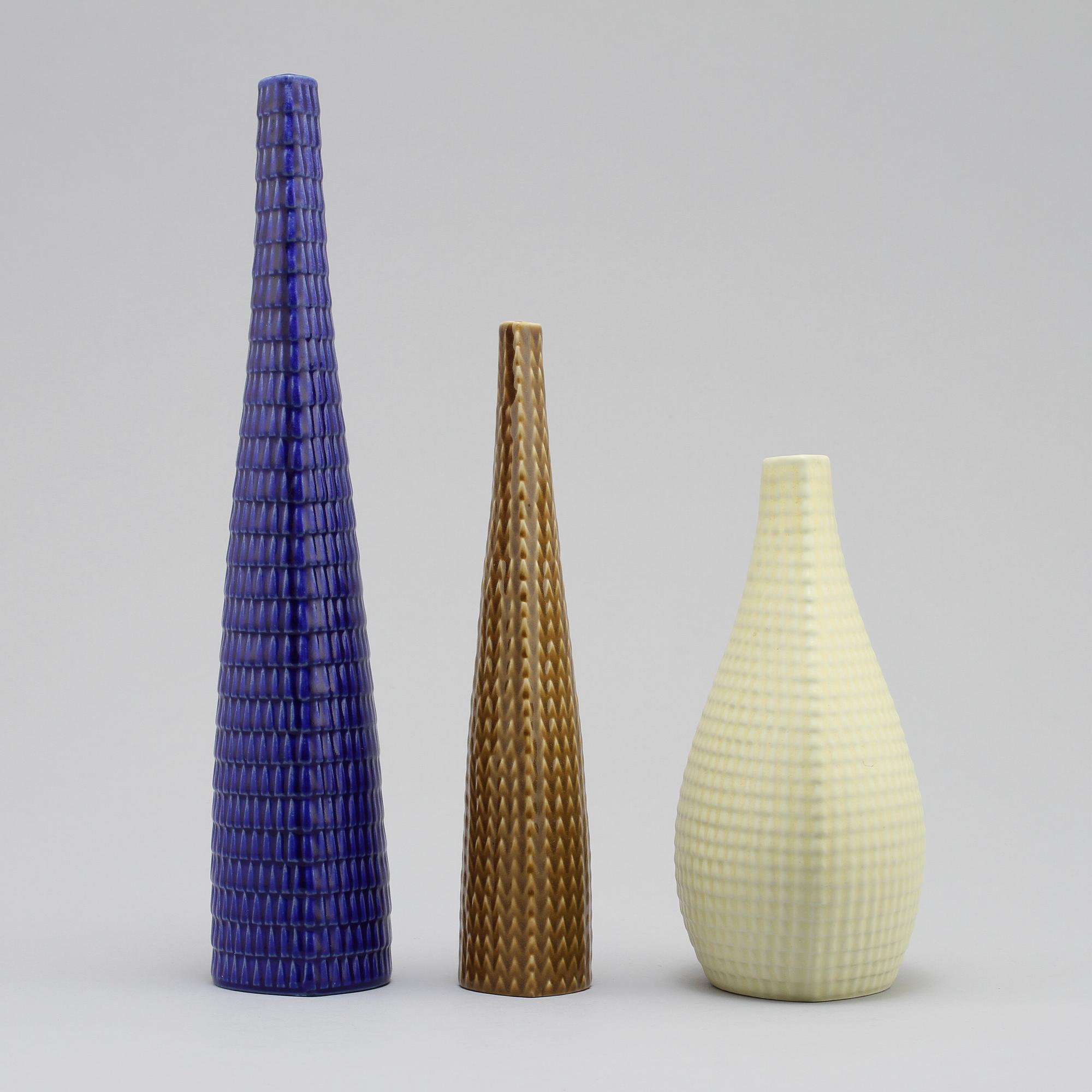 VASER, 3 st, "Reptil", Stig Lindberg, Gustavsberg, 1900-talets andra hälft.