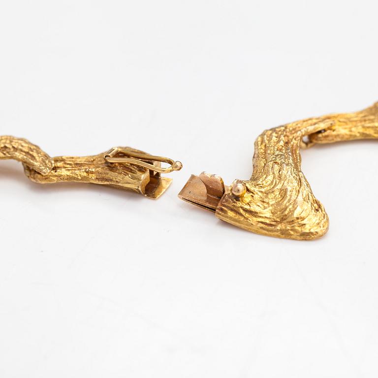 Helky Juvonen, a 14K gold necklace, Westerback, Helsinki 1972.