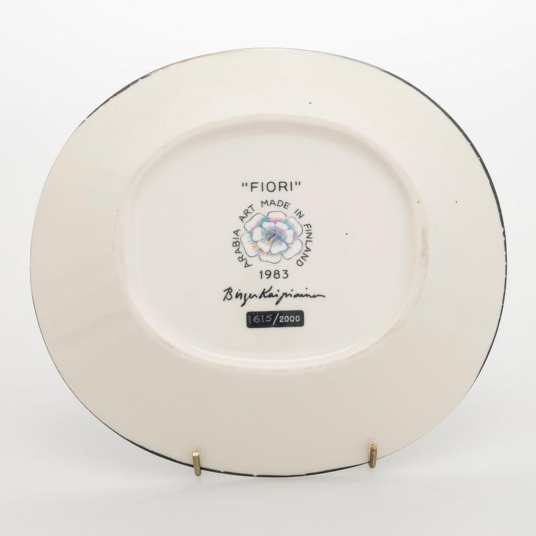a ceramic 'Fiori dish', marked Birger Kaipiainen, Arabia art made in Finland 1983, 1615/2000.