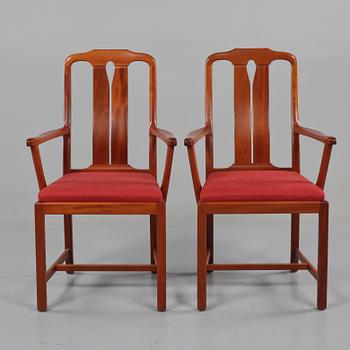 KARMSTOLAR, ett par, "Ambassadör", Carl Malmsten, Rydéns Interiör, tillverkade 1985.