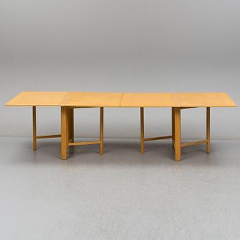 A second half of the 20th Century 'Maria Flap' table by Bruno Mathsson, Bruno Mathson International, Värnamo.