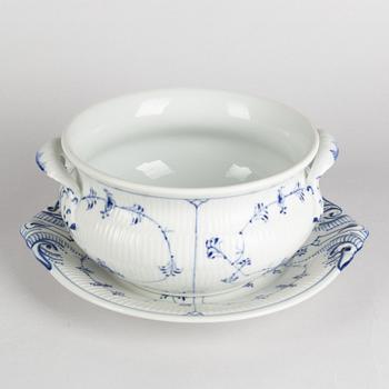 A 'Blue Fluted Plain' porcelain tureen with cover and stand, Royal Copenhagen, model 222 and 319, 29th century.