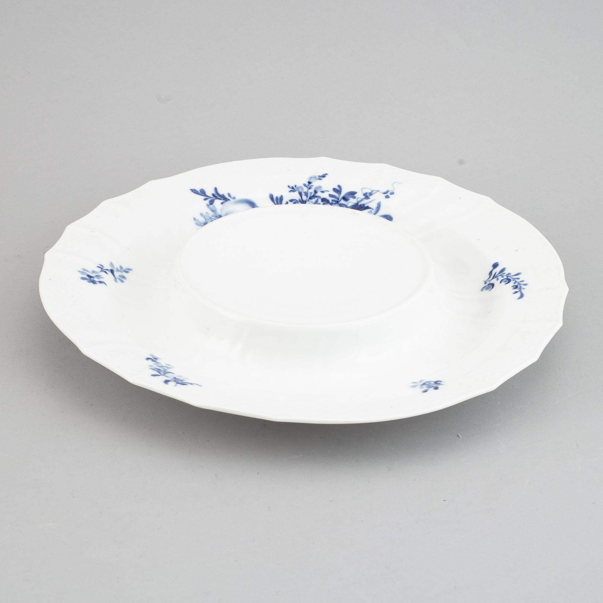 Royal Copenhagen, a 'Blå Blomst' porcelain tureen, Denmark.