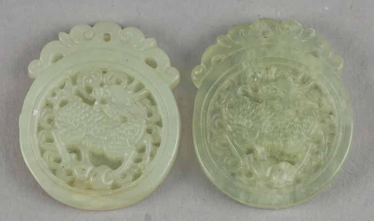 HÄNGEN, 6 delar. Jade och agat. Kina, 1800/1900-tal.