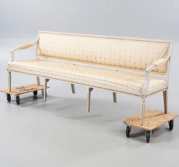 A Late 18th century gustavian sifa.