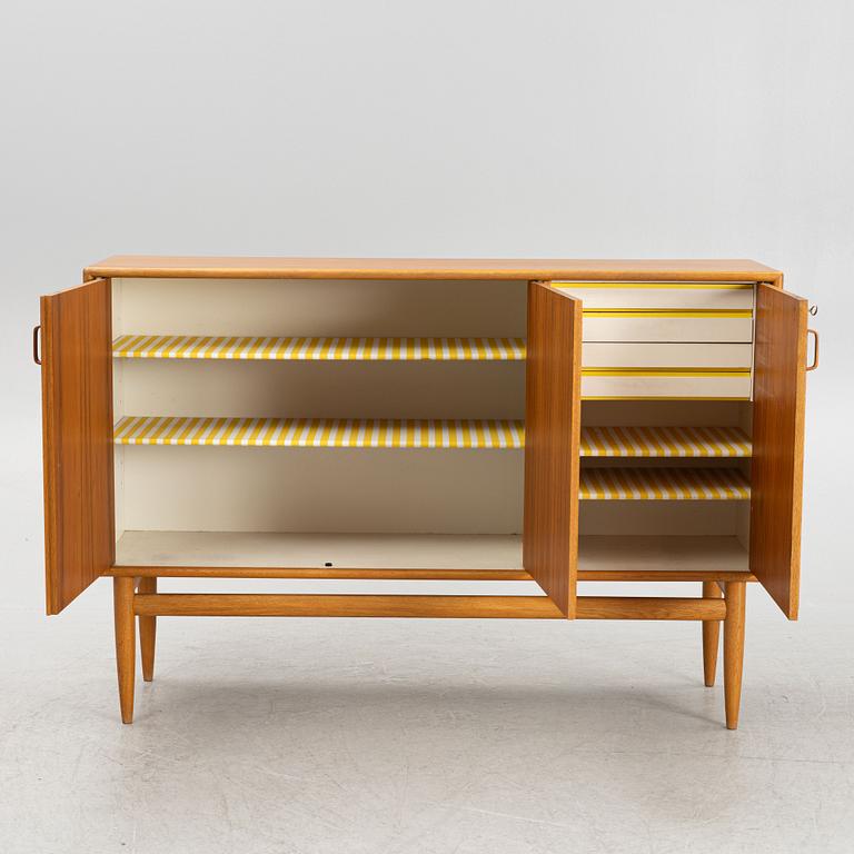 Bertil Fridhagen, sideboard, Bodafors, 1900-talets andra hälft.