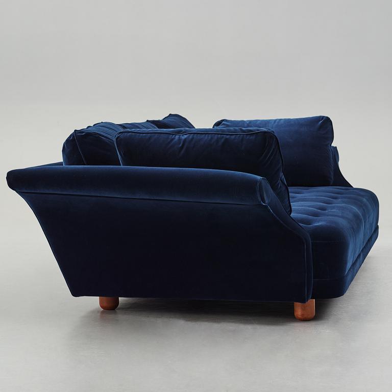 JOSEF FRANK, "Liljevalchssoffan", Firma Svenskt Tenn, 2020.