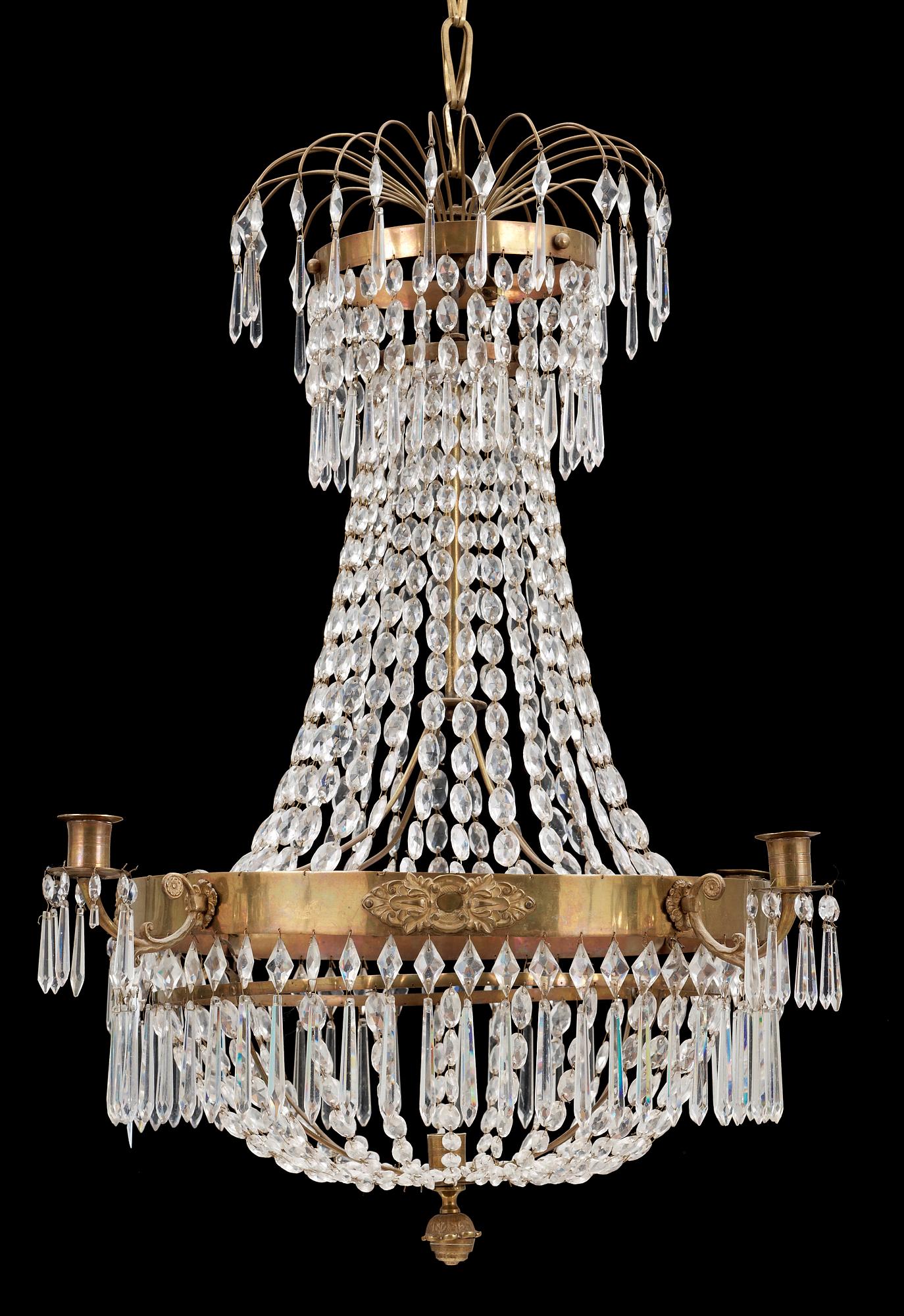 LJUSKRONA, delvis senempire och 1800-talets mitt. H 75.