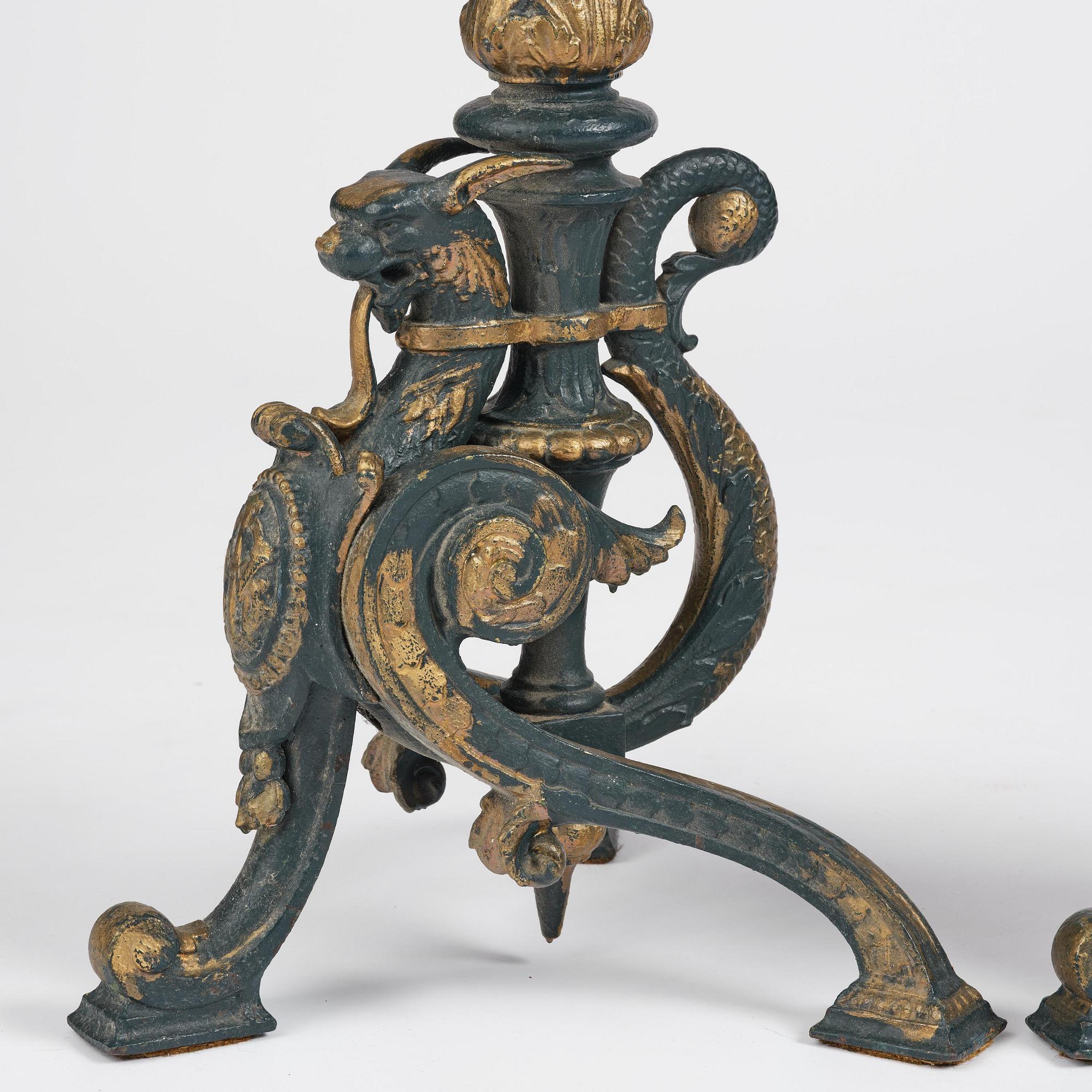 Piedestaler, ett par , 1800-talets slut.