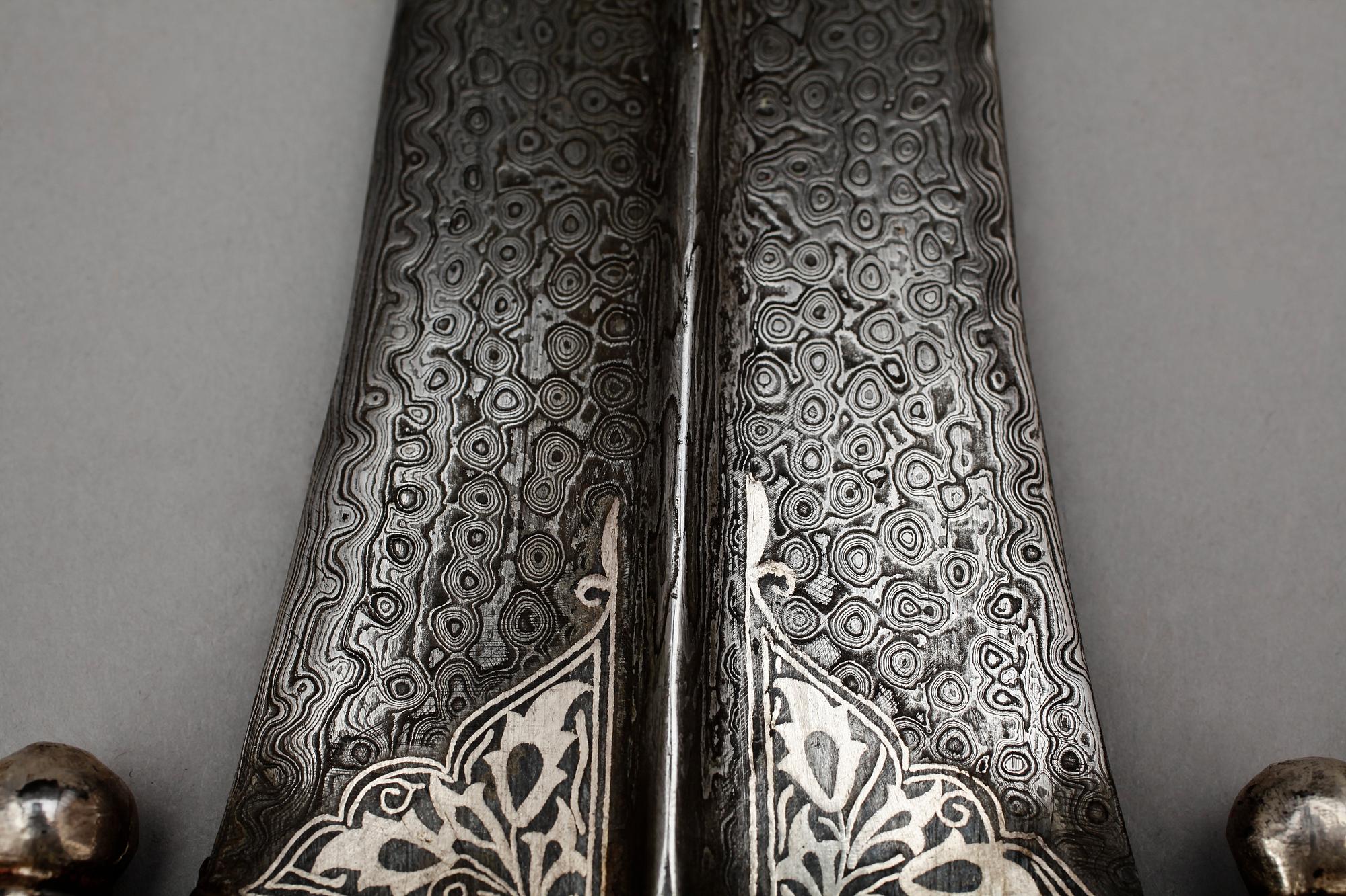 KATAR, nielloarbete, Indien, 1900-tal.