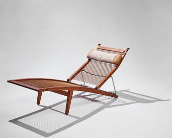 Hans J. Wegner, an oak lounge chair model "JH 524", Johannes Hansen, Copenhagen.