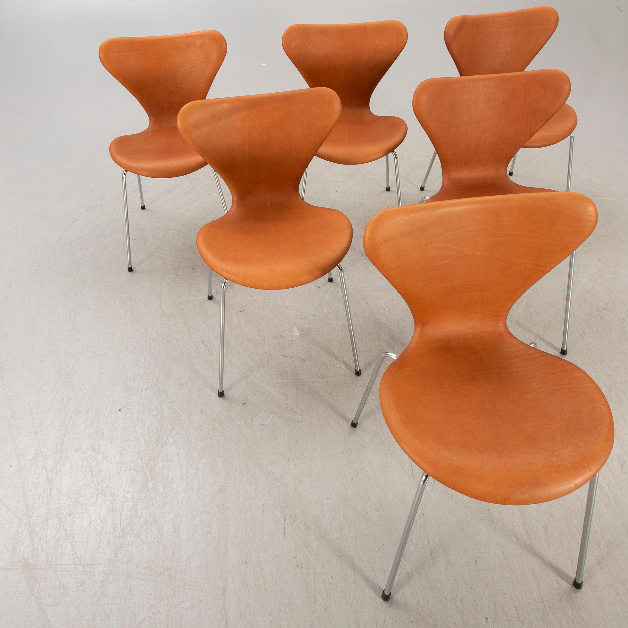 Arne Jacobsen, chairs, 6 pcs, "Sjuan", for Fritz Hansen, Denmark.