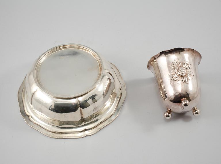 SKÅL samt BÄGARE, silver, Tyskland samt GAB, Stockholm, omkring 1900-talets mitt, vikt 686 gram.