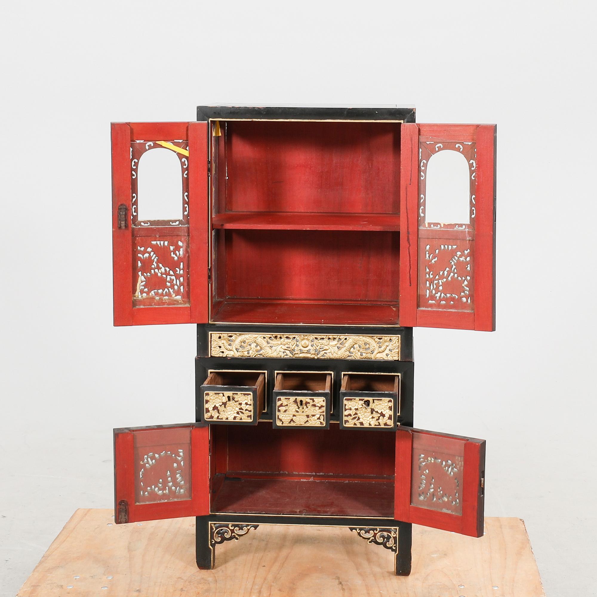 A Chinese 20th century cabinet.