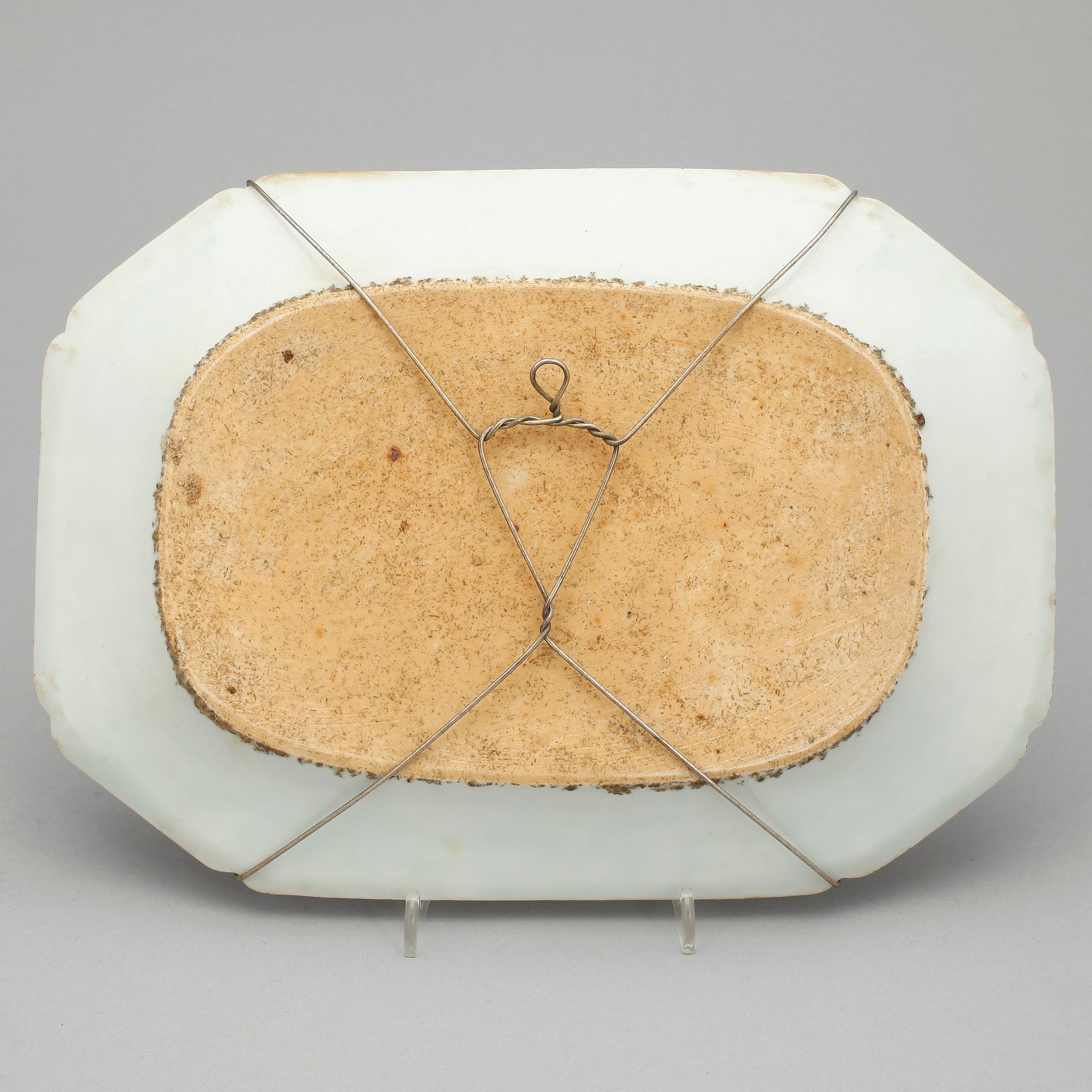 STEKFAT, porslin, Kina, Qianlong, 1700-tal.