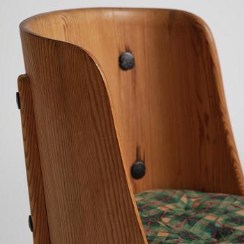 Axel Einar Hjorth, a stained pine "Lovö" chair, Nordiska Kompaniet, Sweden, 1930s.