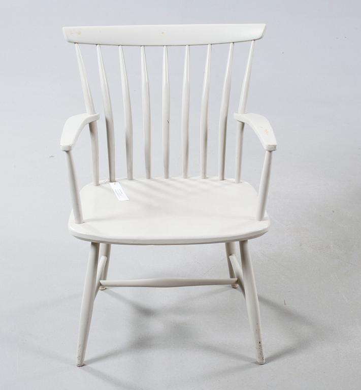 A pair of armchairs named "60A", designed by Gunnar Eklöf for AB Nässjö Stolfabrik.