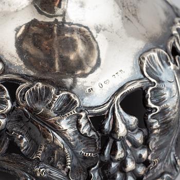 Gustaf Folcker, a silver sugar bowl, Stockholm 1860.