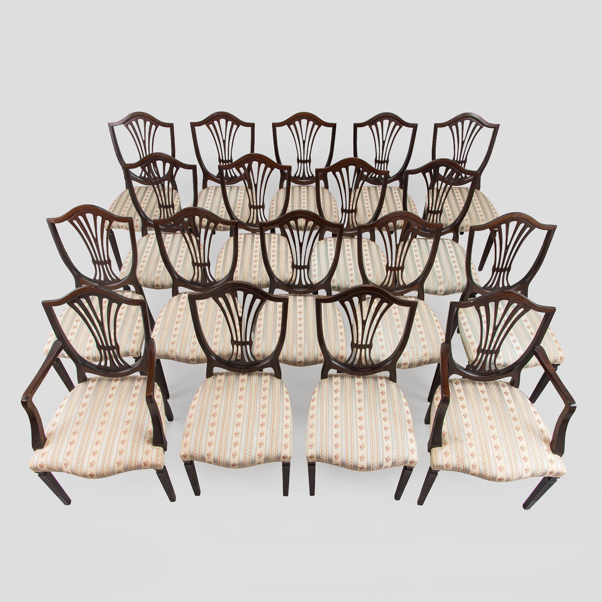 Stolar, 16 st och karmstolar 2 st, Hepplewhite-stil, 1900-talets andra hälft.