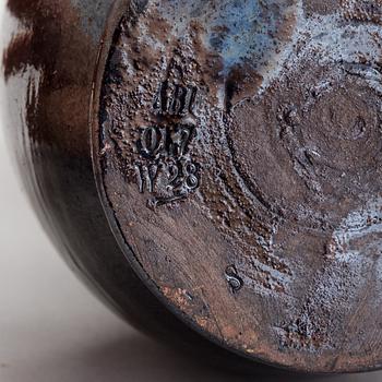 Alfred William Finch, A vase by Iris Finland 1901.