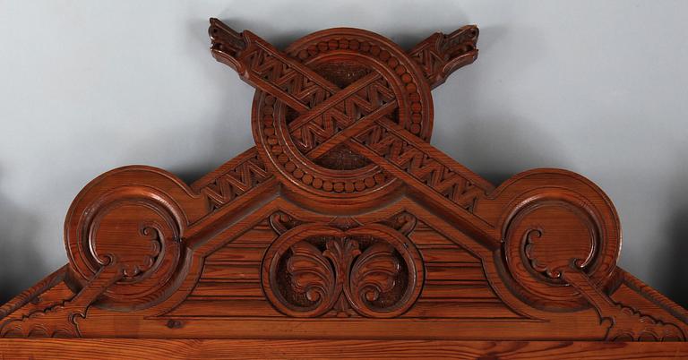 SPEGEL, fornnordisk stil, Norge omkring sekelskiftet 1900.