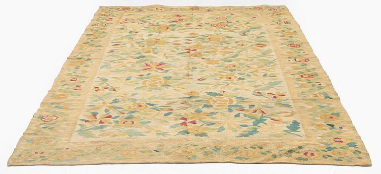An Antique Bessarabian kilim, c. 270 x 184 cm.