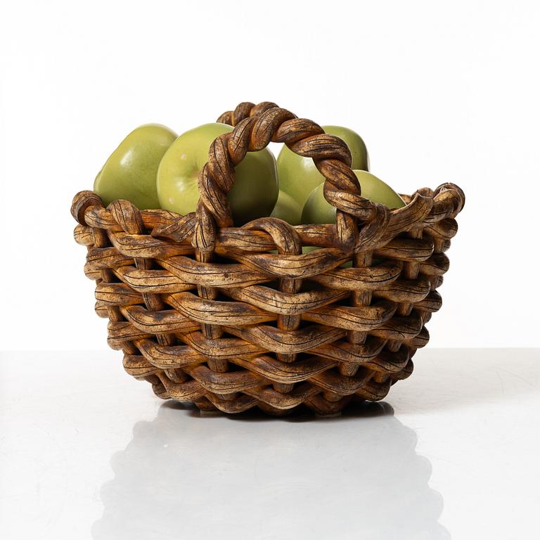 Ingrid Herrlin, korg med gröna äpplen, stengods.