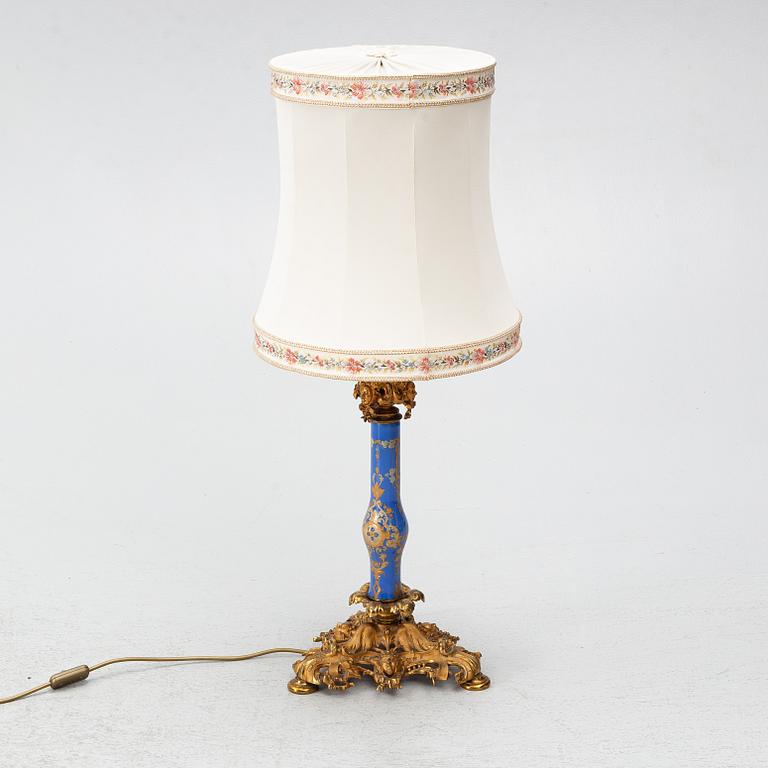 A table lamp, late 19th Century.
