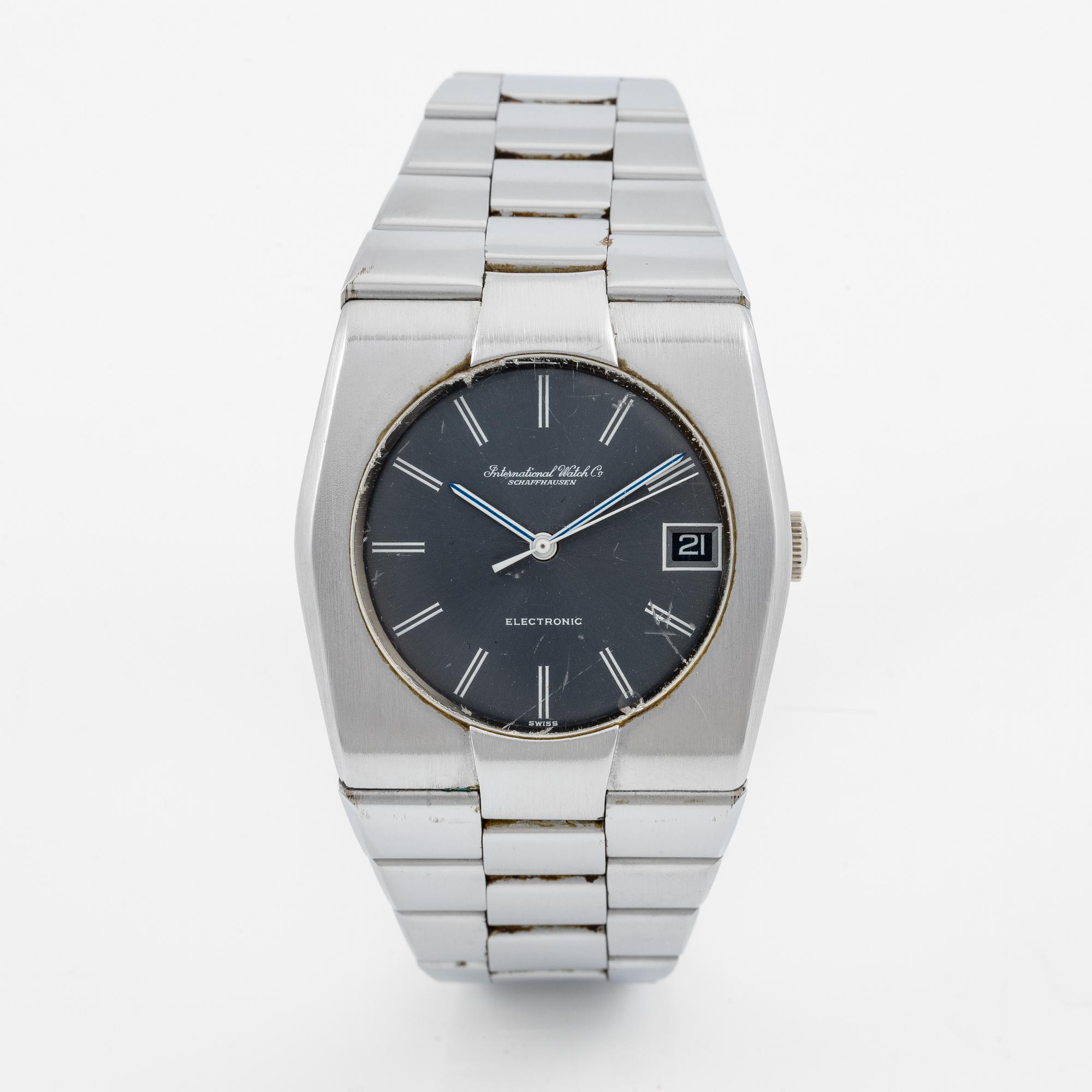 IWC, Electronic, "Jumbo", wristwatch, 38.5 x 42 mm.