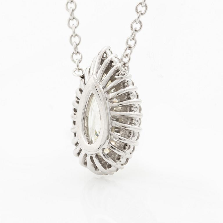 Collier 18K vitguld med droppslipad diamant, medföljande GIA report.