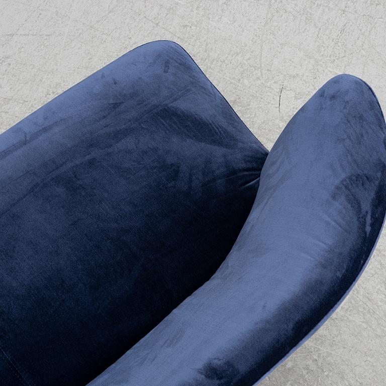 Soffa, samtida.