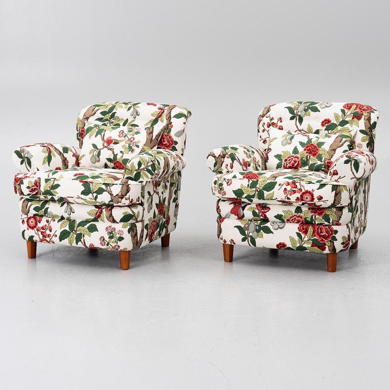 Josef Frank, a pair of model 336 armchairs, Firma Svenskt Tenn, AB O.H. Sjögren, 2017.