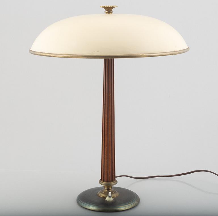 Erik Tidstrand, or Bertil Brisborg, table lamp, model "30246", Nordiska Kompaniet 1940s.