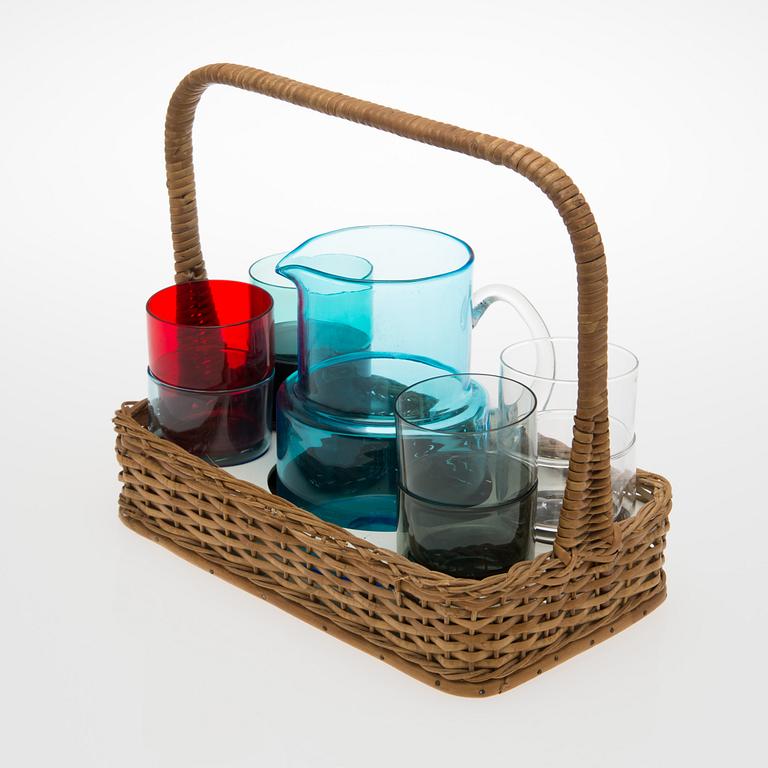 A juice set, Nuutajärvi, designed in 1952.