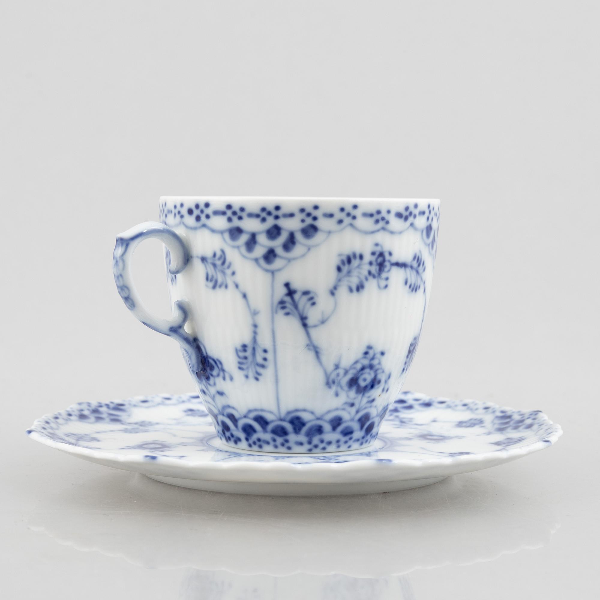 Royal Copenhagen, a 49-piece "Blue Fluted" porcelain service, half and full lace, Denmark.