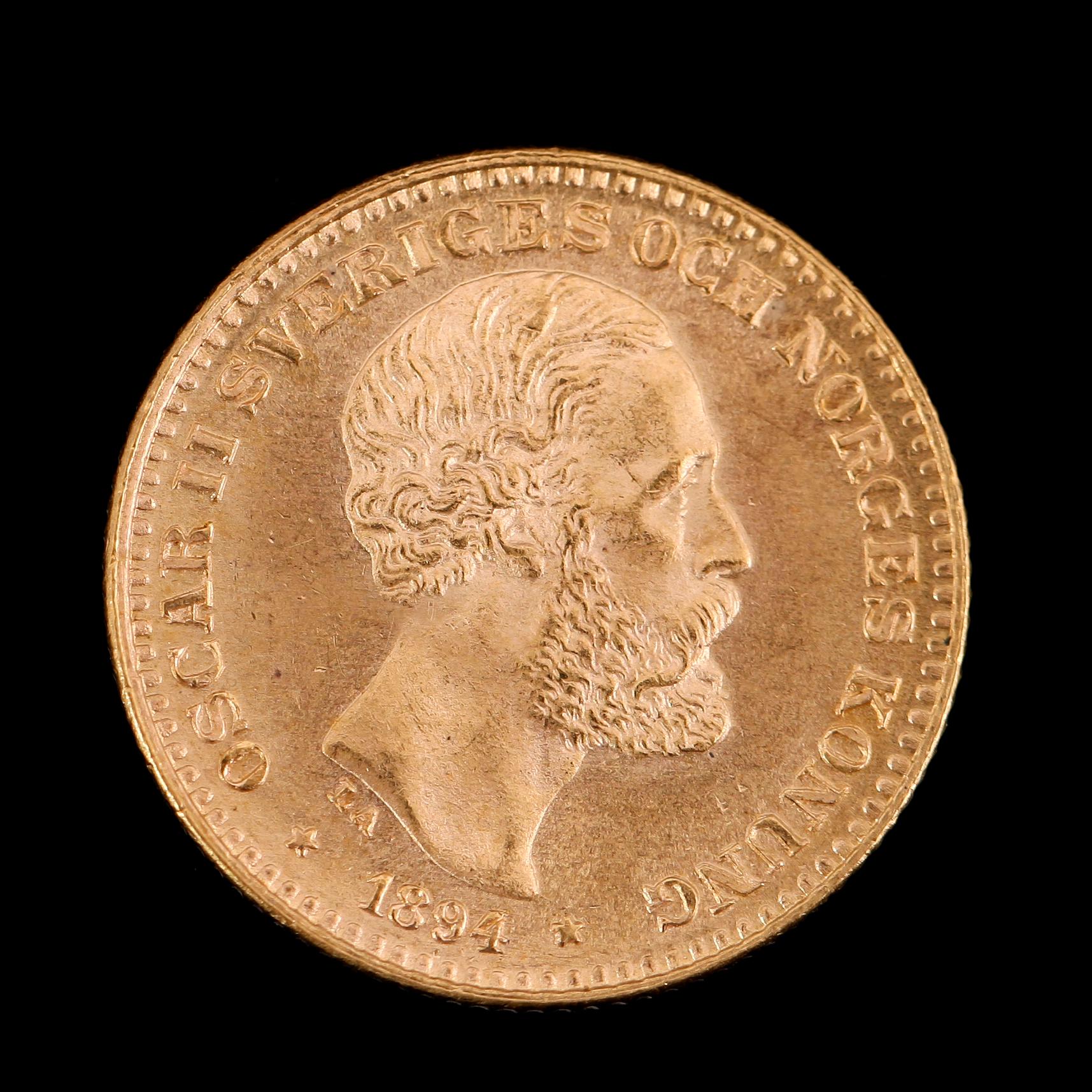 GULDMYNT, 10 kronor, Oscar II, 1894.  Vikt ca 5 gram.