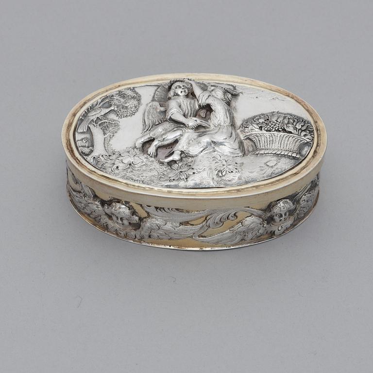 DOSA, ostämplad c:a 1700. Barock.