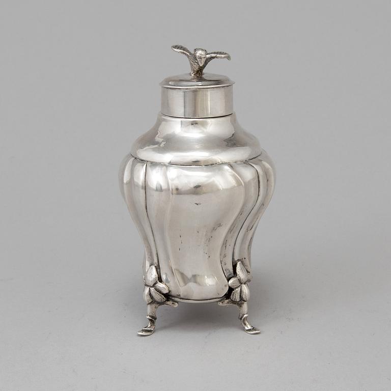 A Danish 18th century silver tea-caddy, marked Philip Lorenz Weghorst possibly, Copenhagen 1727.