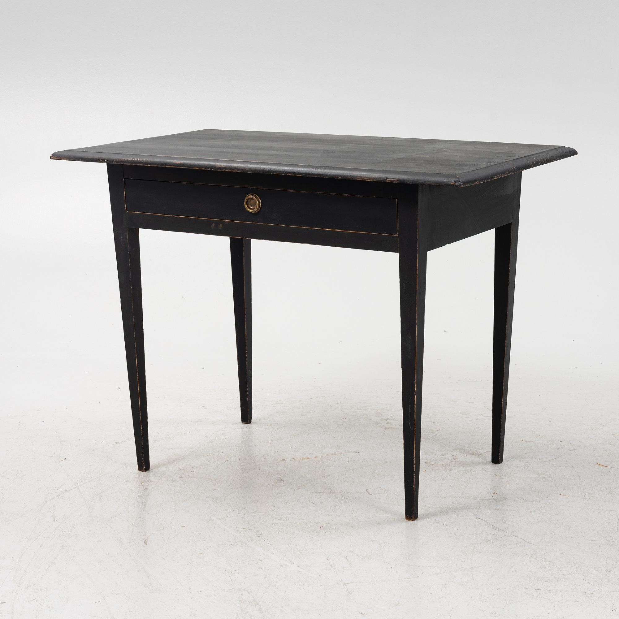A painted table with a drawer, 19th/20th Century.