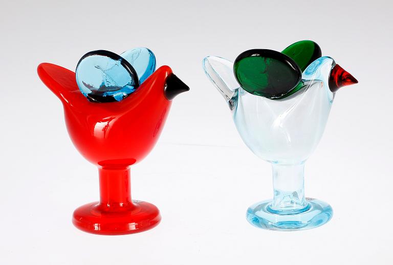 SKULPTURER, 2 st, glas, sign Oiva Toikka, Nuutajärvi, Arabia, Finland.