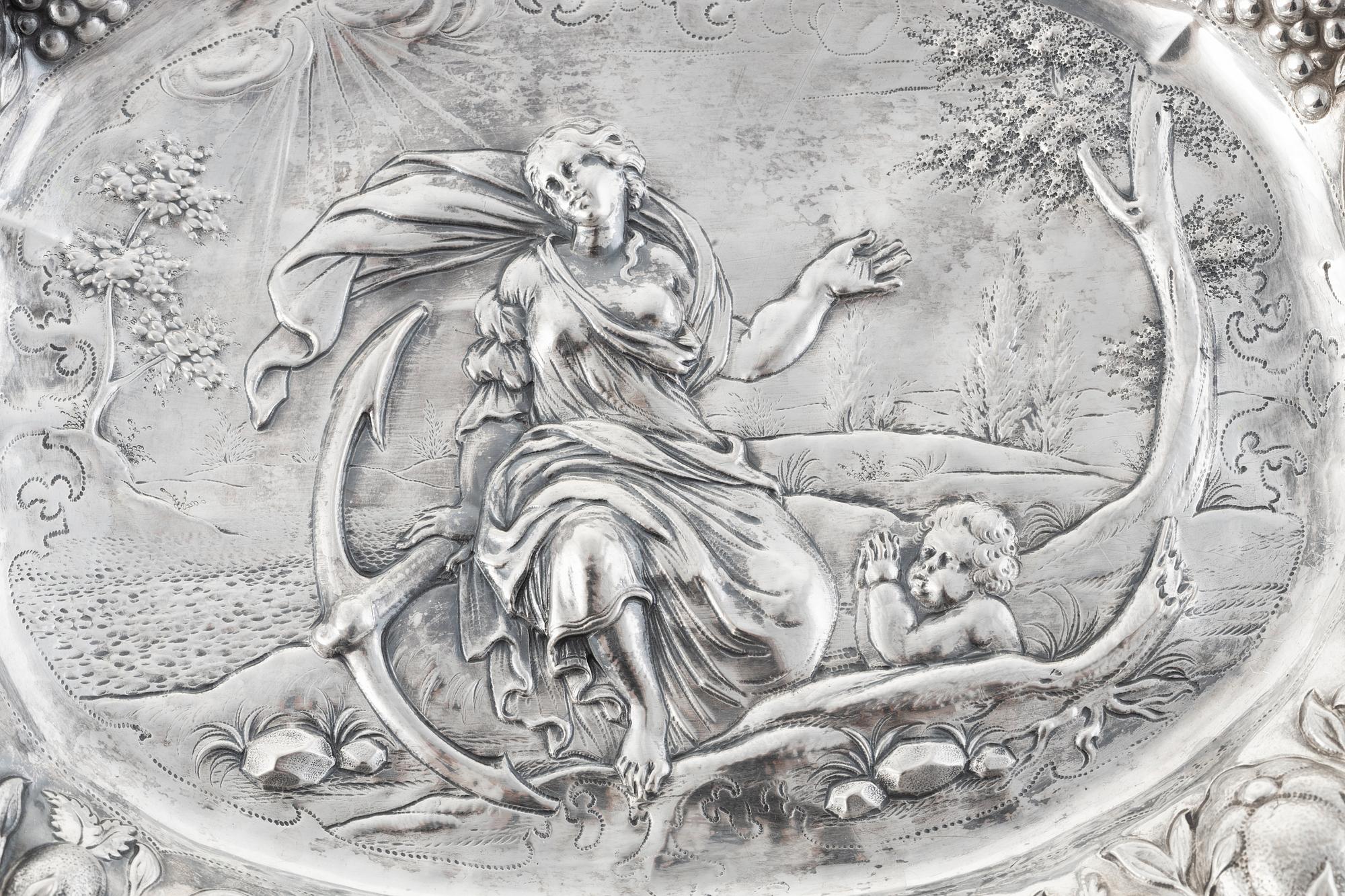 Magnus Myrman, presenterfat, silver, Norrköping (verksam 1706-1730).