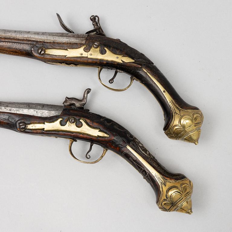 Two pistols for the oriental market, 18th/19th century.