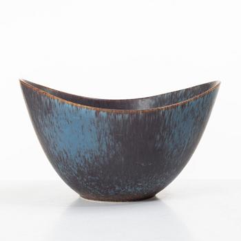 Gunnar Nylund, a stoneware bowl, Rörstrand, model AXK.