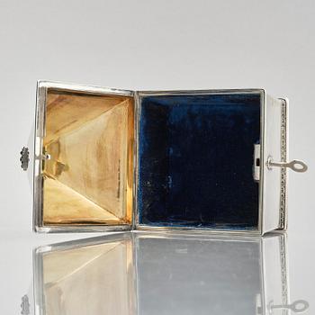 Sven-Arne Gillgren, a sterling silver box, GAB, Stockholm, Sweden 1948.