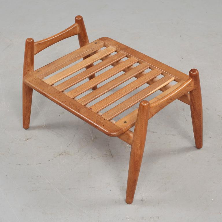 FOTPALL, "GE-240"/"Cigarren", Hans J Wegner, 1900-talets tredje kvartal.