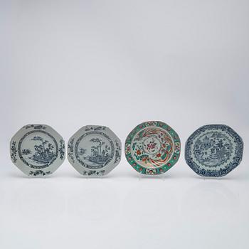 Tallrikar, 4 st, Kina, Qianlong (1736-95).